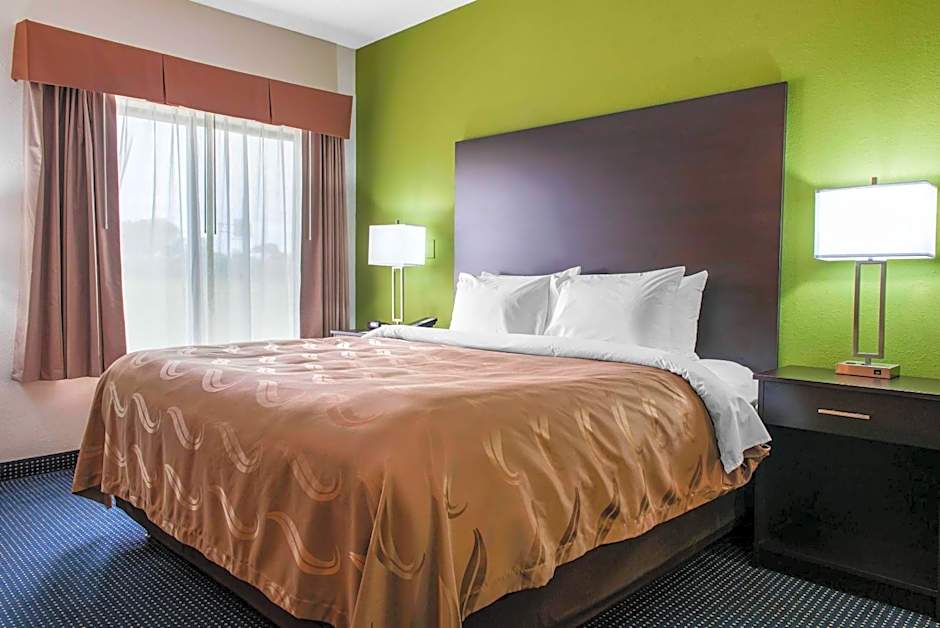 Quality Inn & Suites Anderson I-69