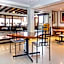 Capital O Hotel Central