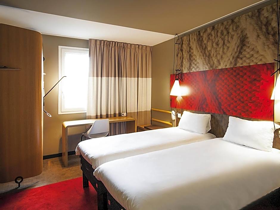 ibis Paris La Defense Courbevoie