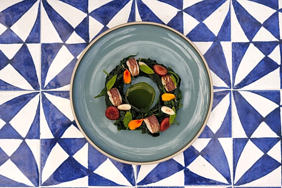 Minois Sugarcube Suites