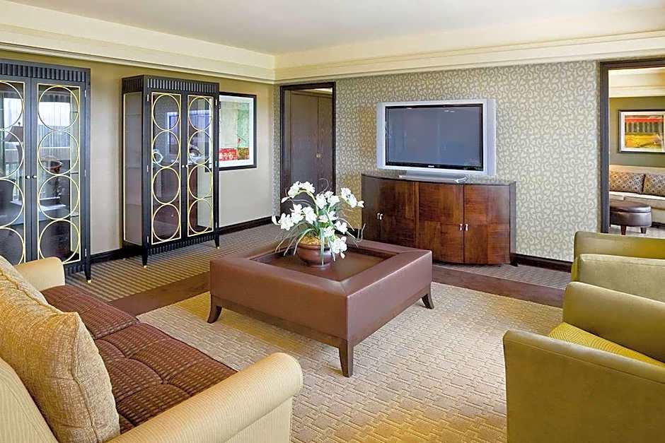 Photo 1 of 3 of Presidential 1 Bedroom 1 King Bed, Balcony