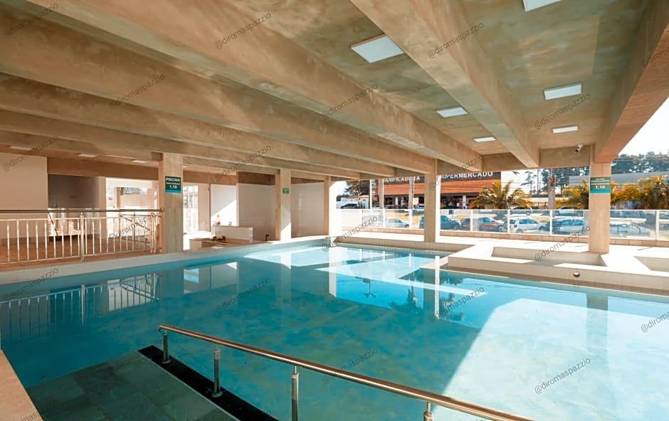 Spazzio diRoma com entrada ao Acquapark Gratuito, Apartamento 840 vista para a Piscina