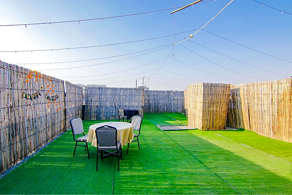 FabHotel Infinity Stays