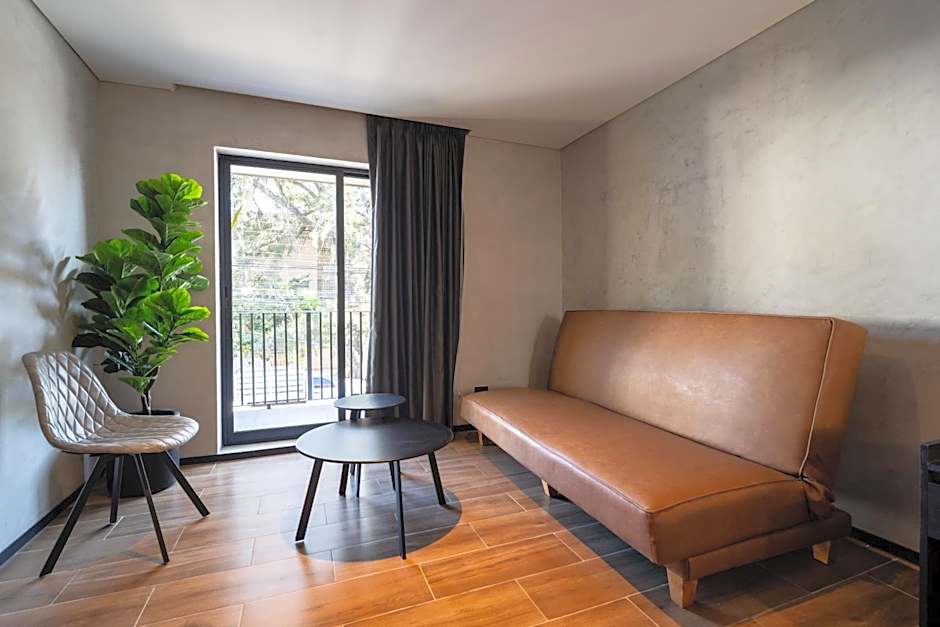 Hotel Alcala Expo