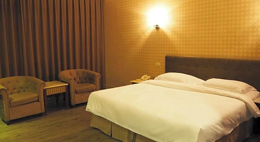 The Riverside Hotel & Motel