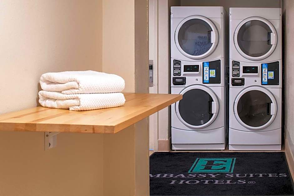 Embassy Suites By Hilton Hotel Seattle-Tacoma International Airport