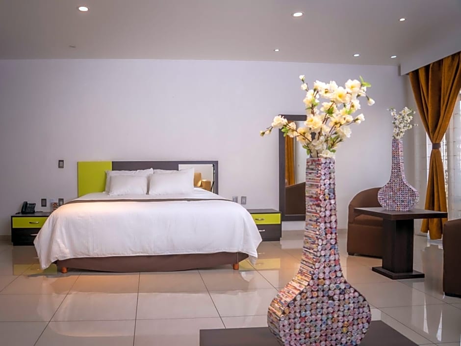 Hotel SanJo