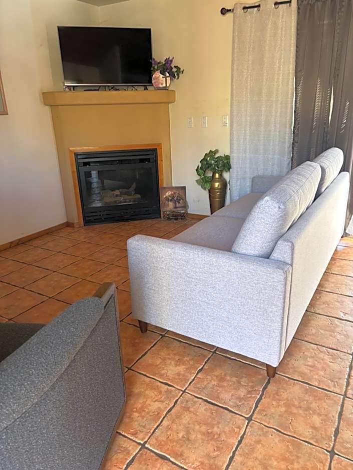 Sequoia River Front Cabins