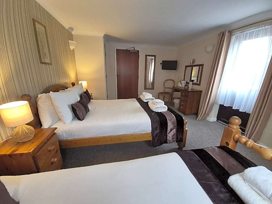 Photo 1 sur 9 de 1 Twin Bed with Extra Bed