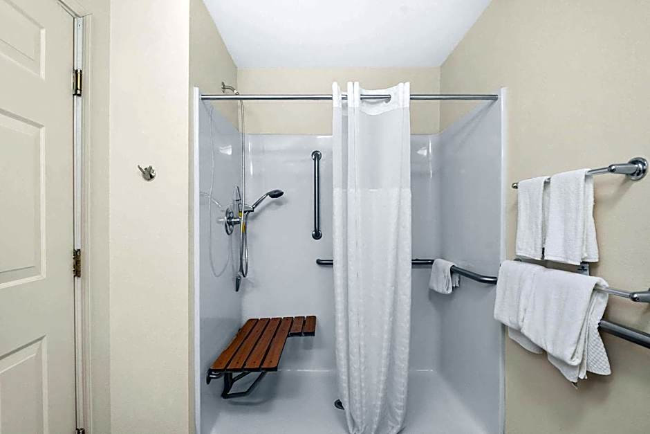 Quality Inn Queensbury - Lake George Area