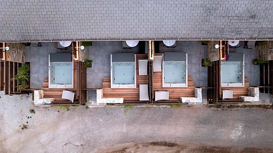 Sylvia Camping & Luxury Suites, Panel Hospitality Homes & Villas