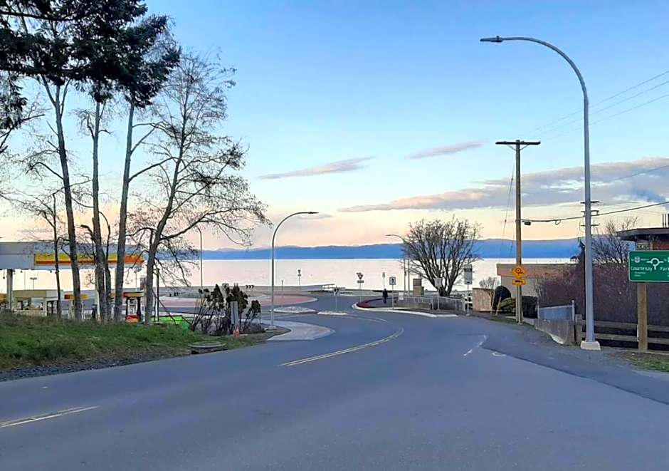 Oceanside Manor - Golf Course View