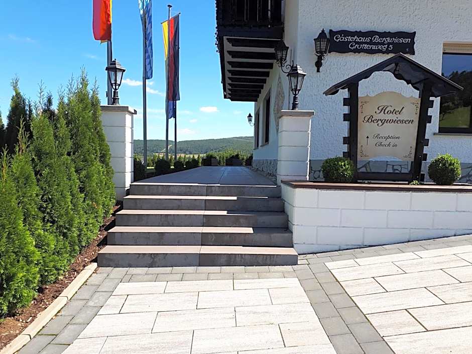 Hotel - Gasthof Spessarttor & Hotel Bergwiesen - Zimmer mit Balkon