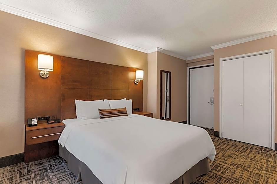 Best Western Ville-Marie Hotel & Suites