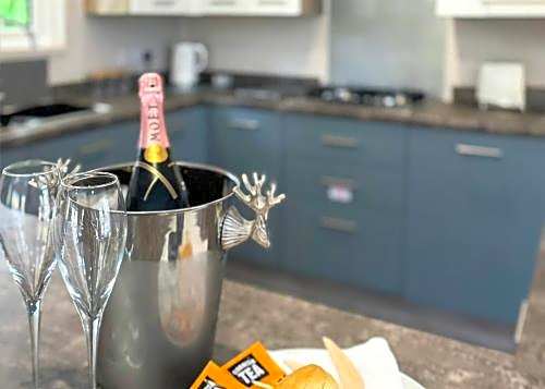 Hamlet Lodge Retreat At Calloose Holiday Park