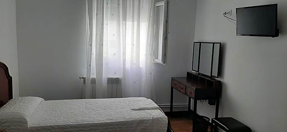 ALOJAMIENTO CASA LEÓN