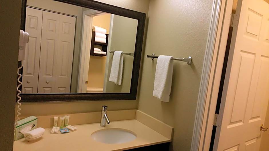 Staybridge Suites Chicago-Oakbrook Terrace By IHG