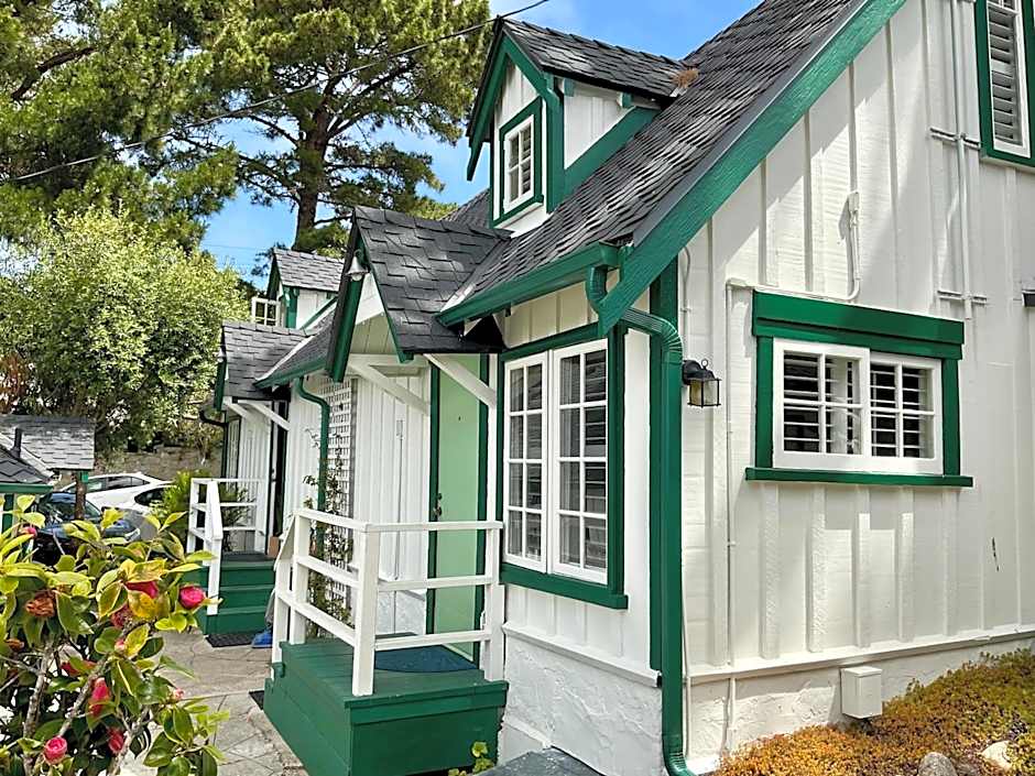Carmel Green Lantern Inn