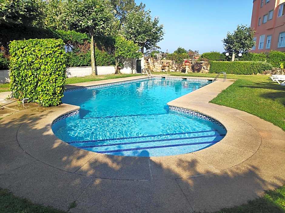 Apartamentos Revo Salinas 3000