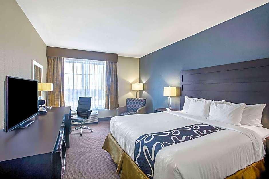 La Quinta Inn & Suites by Wyndham Karnes City