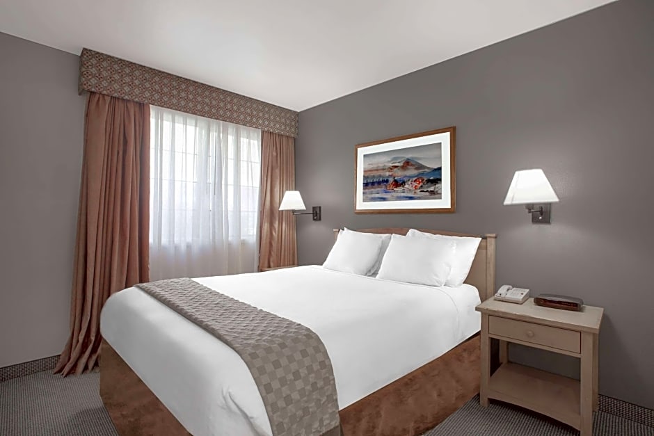 Hawthorn Suites by Wyndham Kent/Sea-Tac Airport