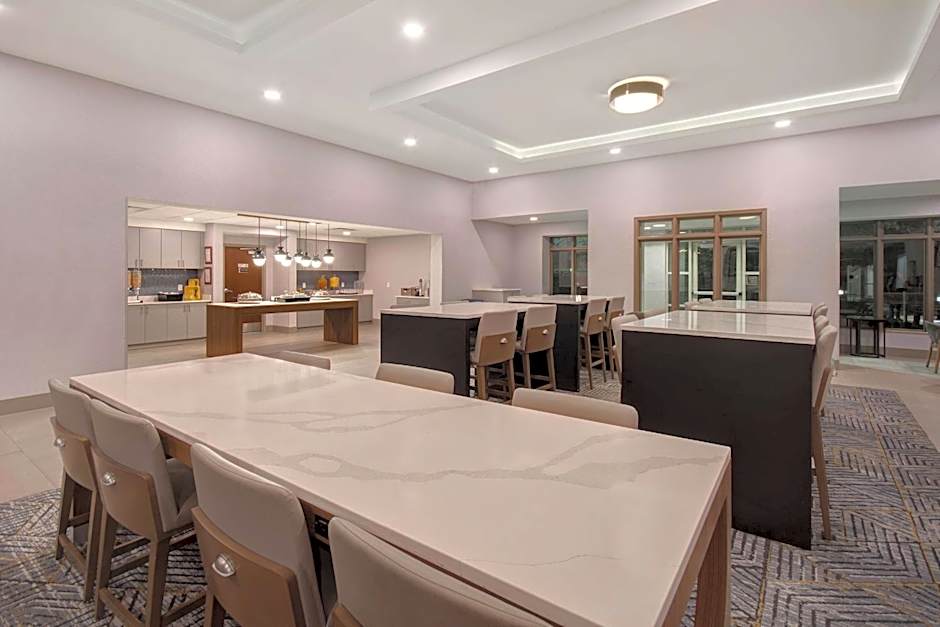 Homewood Suites by Hilton Lexington-Hamburg