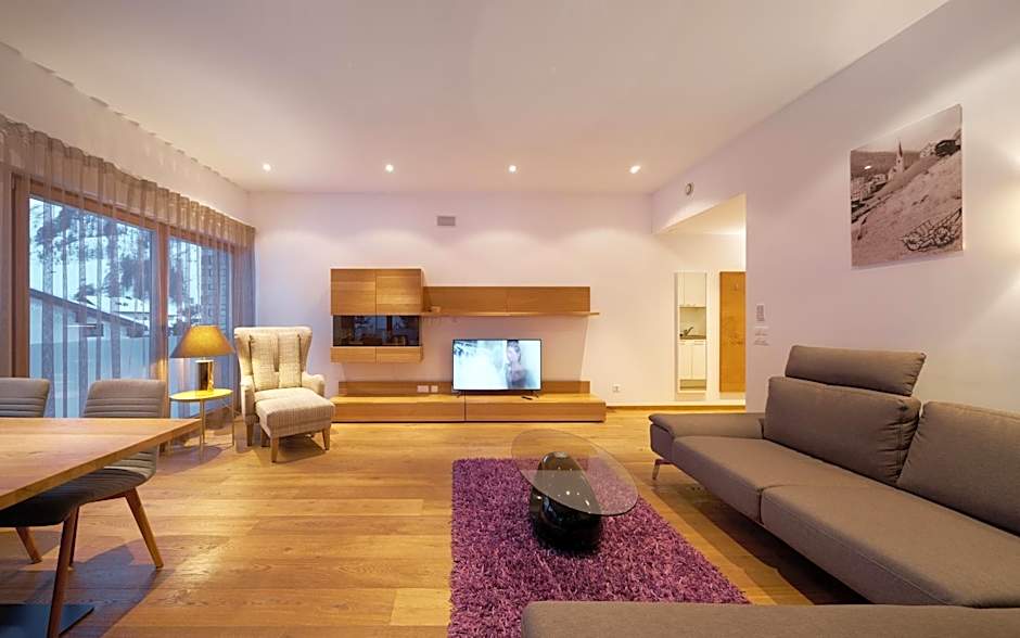 Grischuna Mountain Lodge