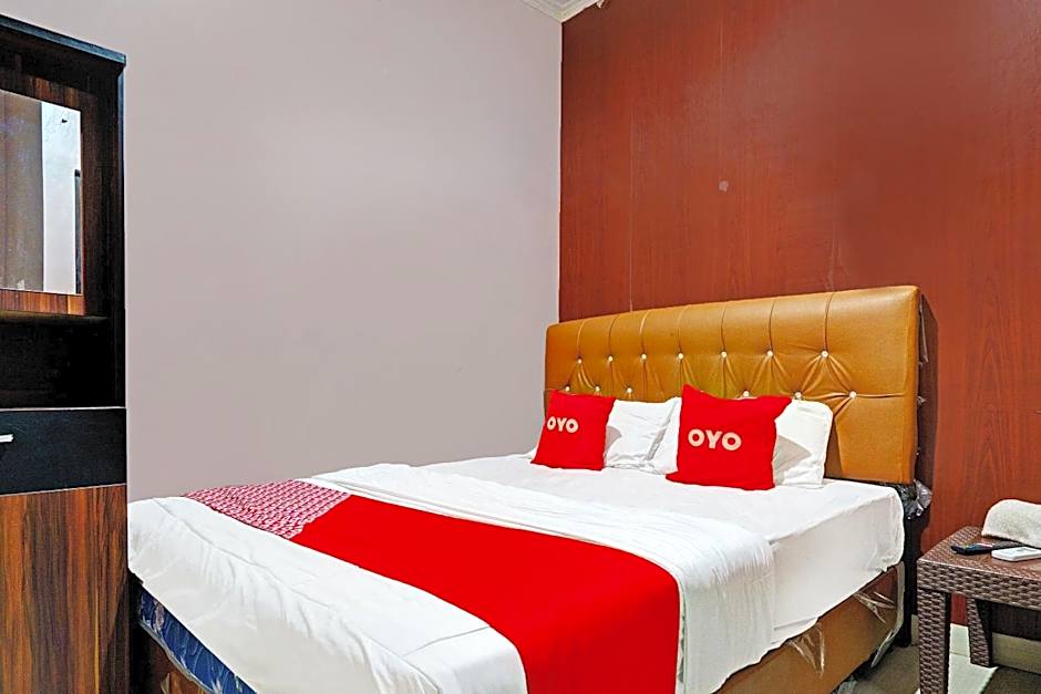 OYO 92556 Jkk Sweet Room