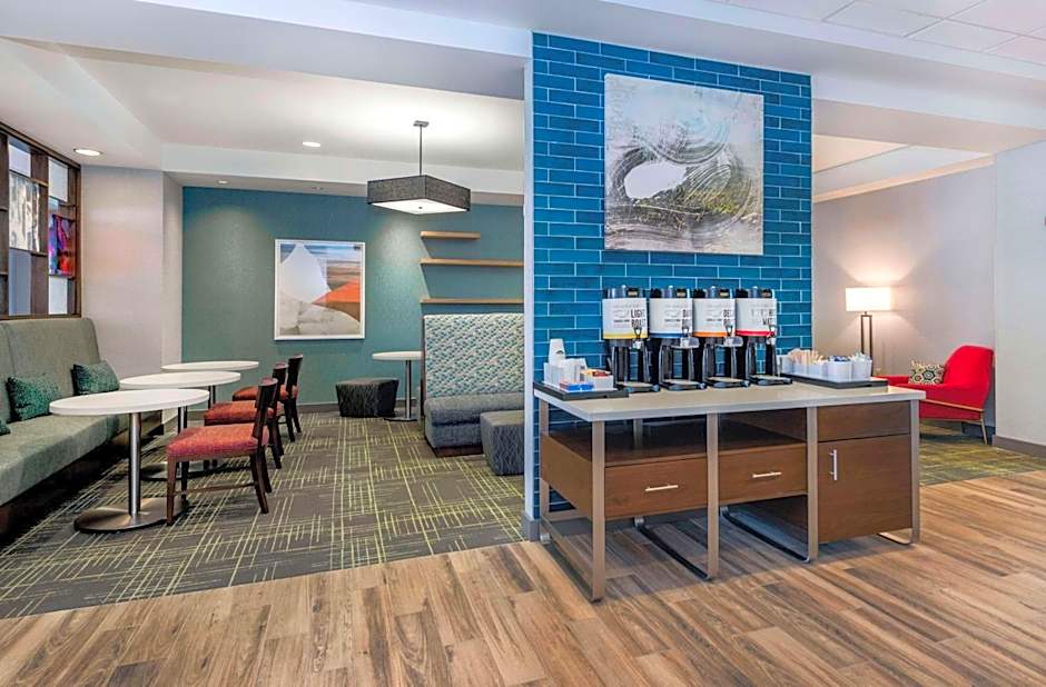 Hampton Inn By Hilton & Suites Burlington