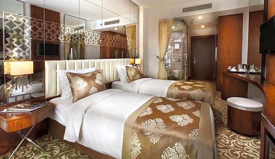 Pera Center Hotel & Spa