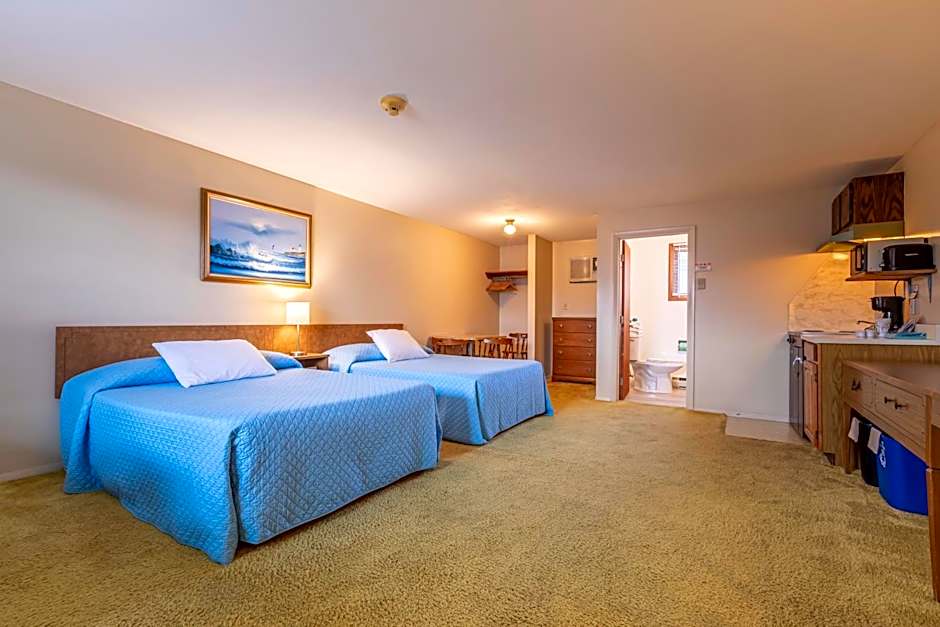 Inn Between the Beaches & Villager