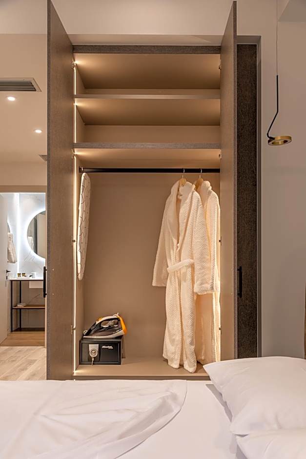 Nicolas Centrale-Smart City Suites