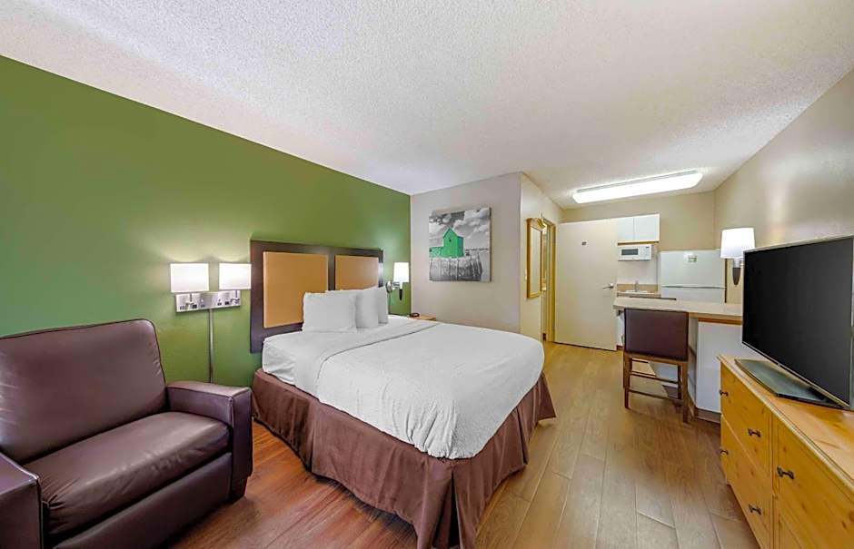 Extended Stay America Suites - Los Angeles - LAX Airport - El Segundo