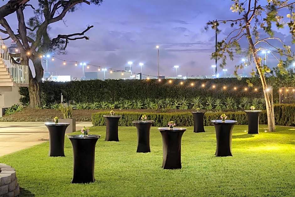 Hyatt Regency Los Angeles International Airport