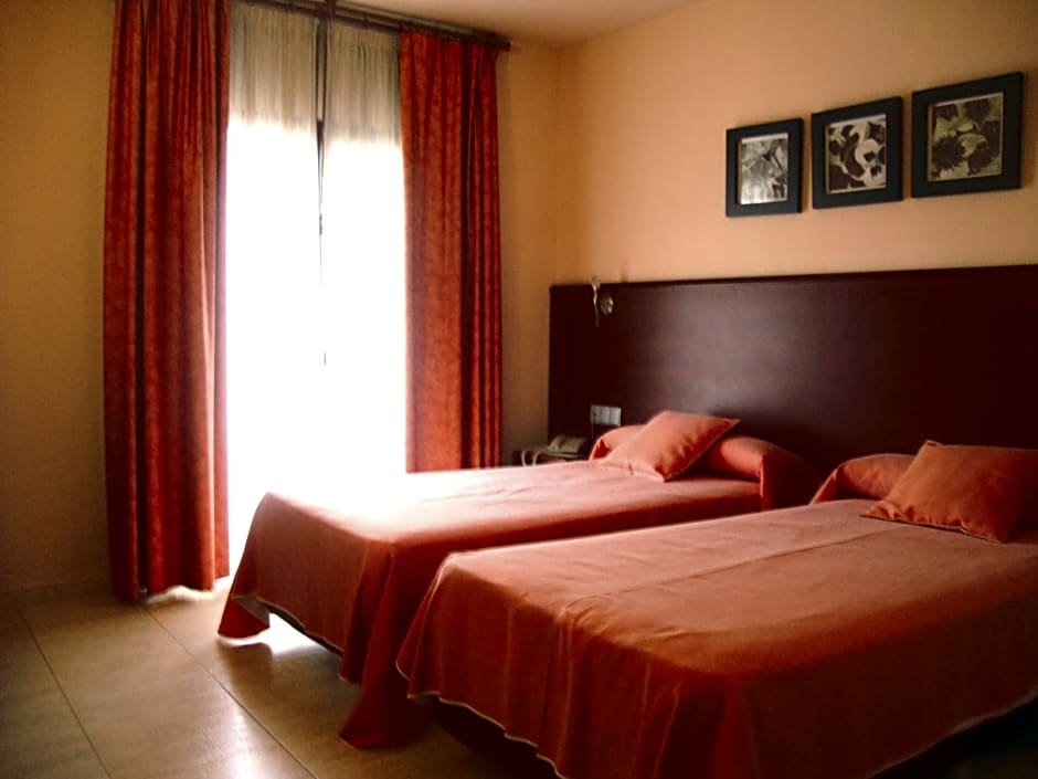 Hotel Sant Quirze De Besora