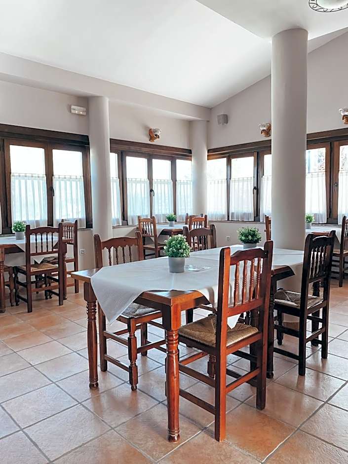 Hotel Valdevécar