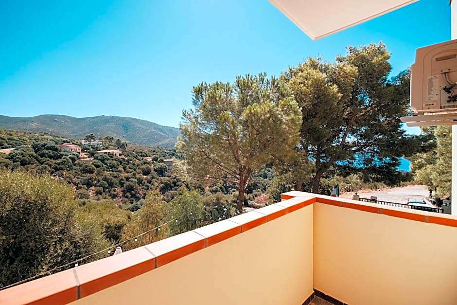 Villa Bella Salmagi - Surya Sardinia Holidays & Yoga