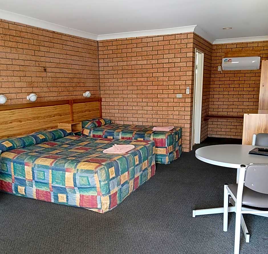 Aaron Inn Motel