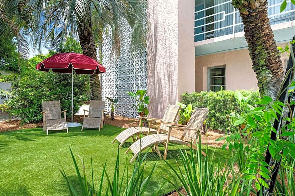 The Starlight Motor Inn