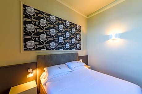 Deluxe Double or Twin Room with Garden View