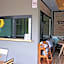 Warm Well Hotel