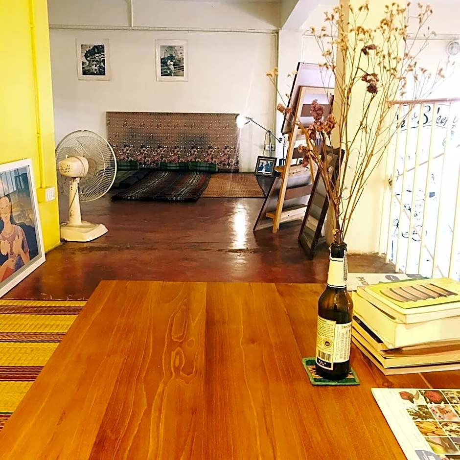 Oldie and Sleepy Hostel