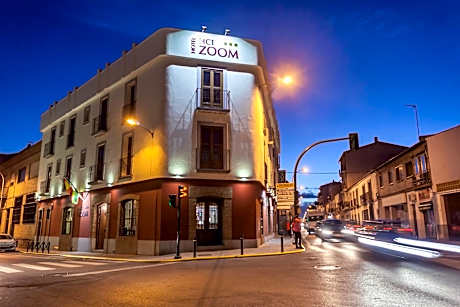 Hotel Hc Zoom