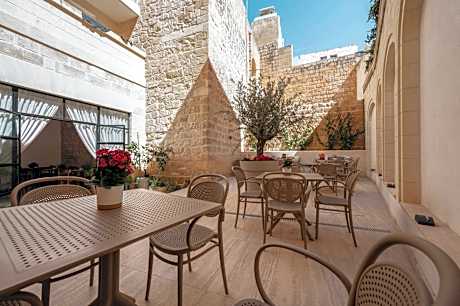 Maria Rosa Suites