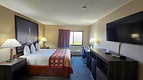 1 Queen Bed Non-Smoking