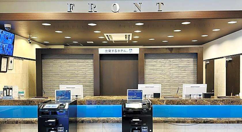 Toyoko Inn Shin-osaka Higashi-mikuni Ekimae