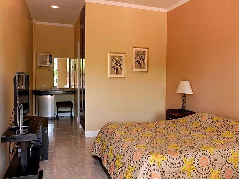 Playa Papagayo Beach Inn