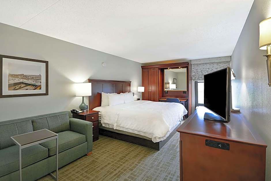 Hampton Inn By Hilton Detroit/Madison Heights/South Troy