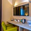 Hotel Mercure Lyon L Isle D Abeau
