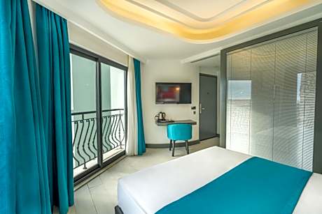 Double Room with Terrace